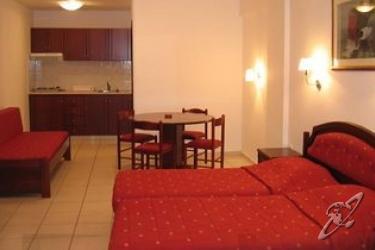 Elena & Aparthotel 3*