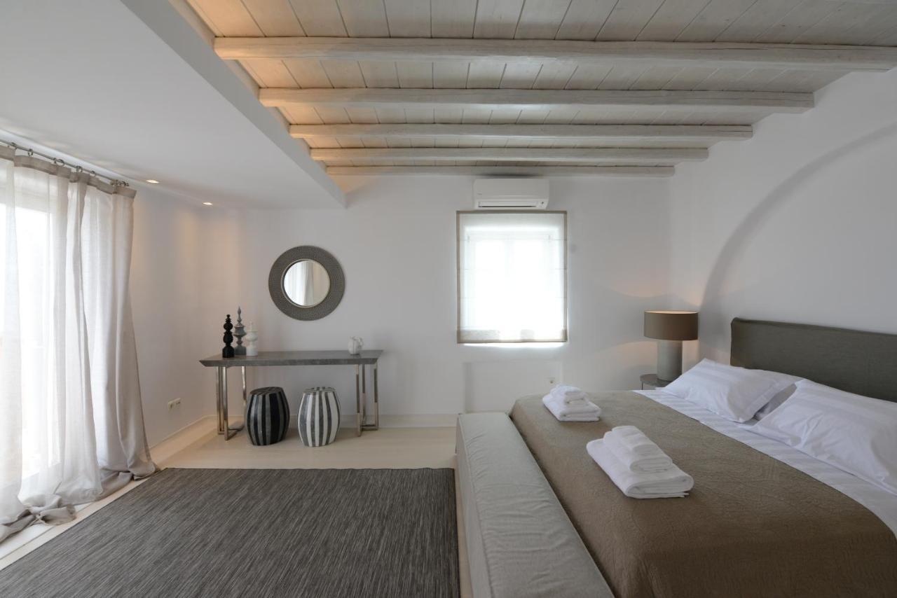 Diles & Mykonos Villa
