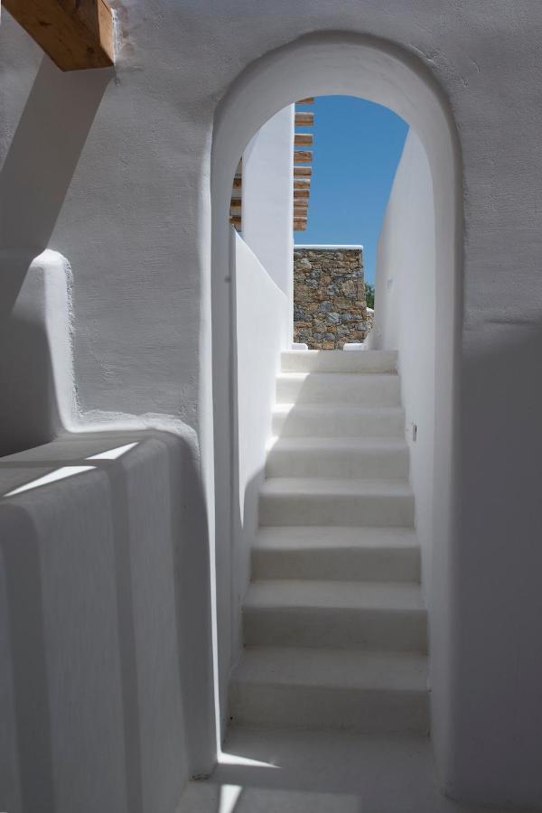 Diles & Mykonos *