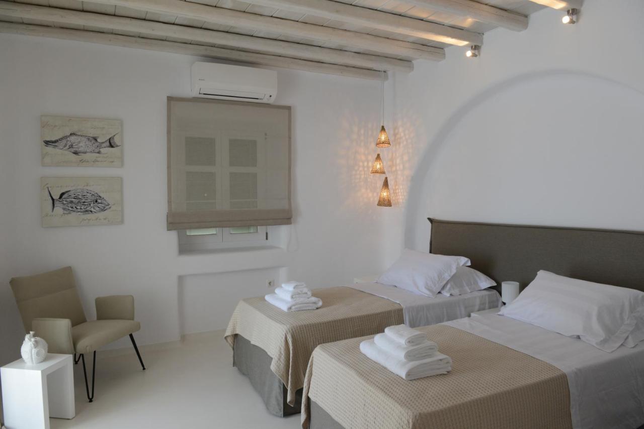Villa Diles & Mykonos *