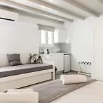 Eleven Keys Apartments