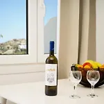 Oniropetra Apartments Mykonos