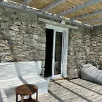 Ene\'S Mykonos