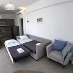 1Path Pelican Mykonos Super Paradise Beach House