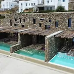 Ria Mar Villas & Suites By Live&Travel