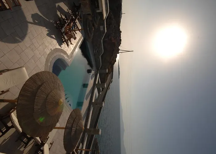 Petinaros Beach Studios