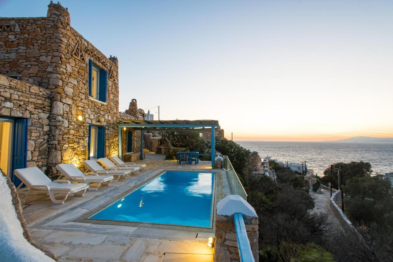Pirgaki Villa *