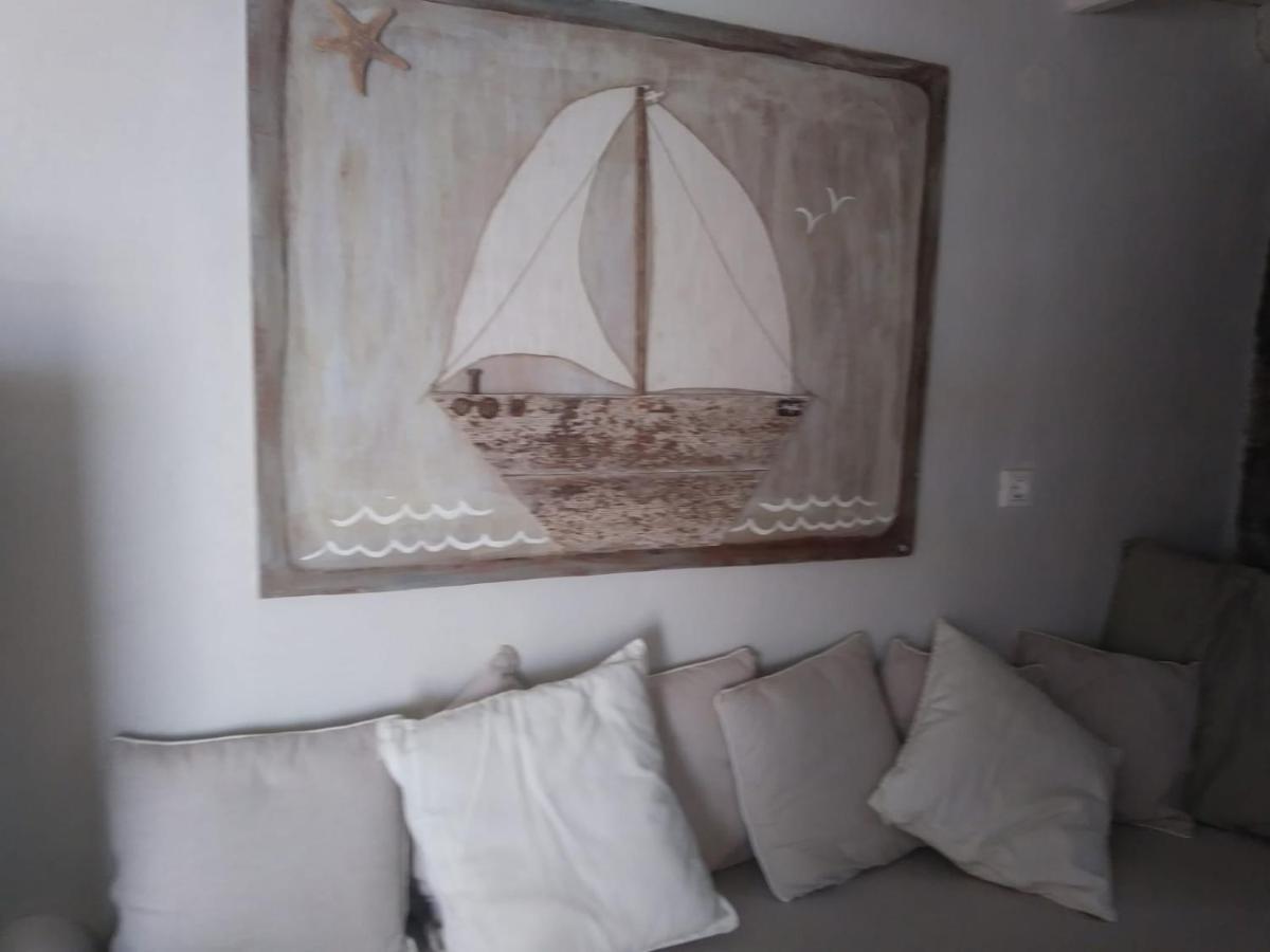 Pequena Casa Cerca De Mikonos Ciudad *