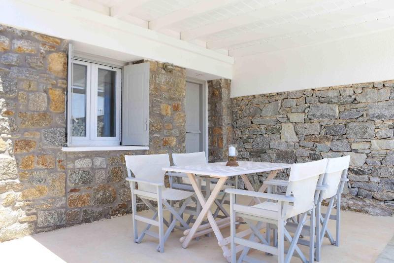 Vlia Mar Myconian Residences * Kalafatis