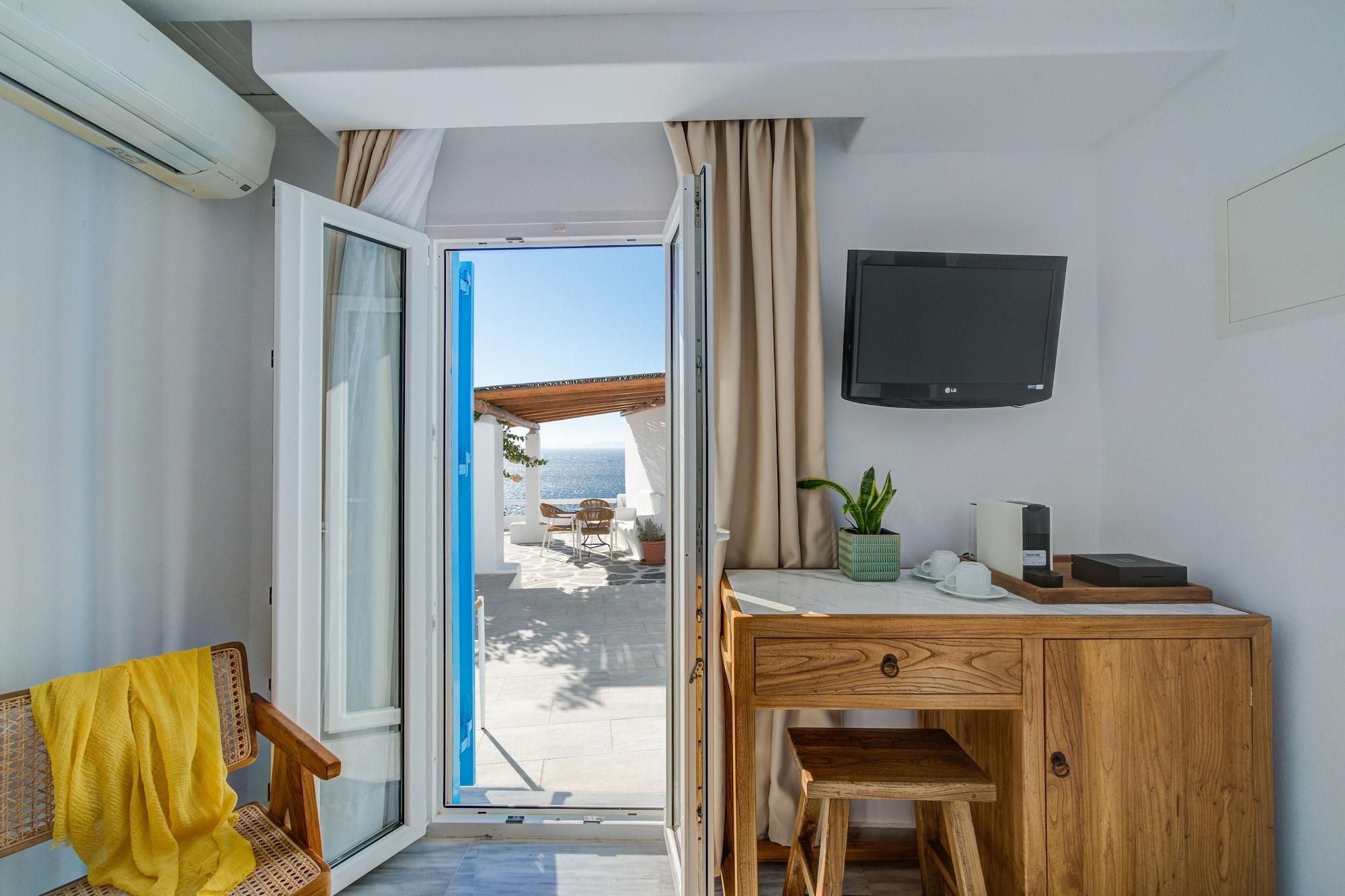 Madalena Mykonos Town