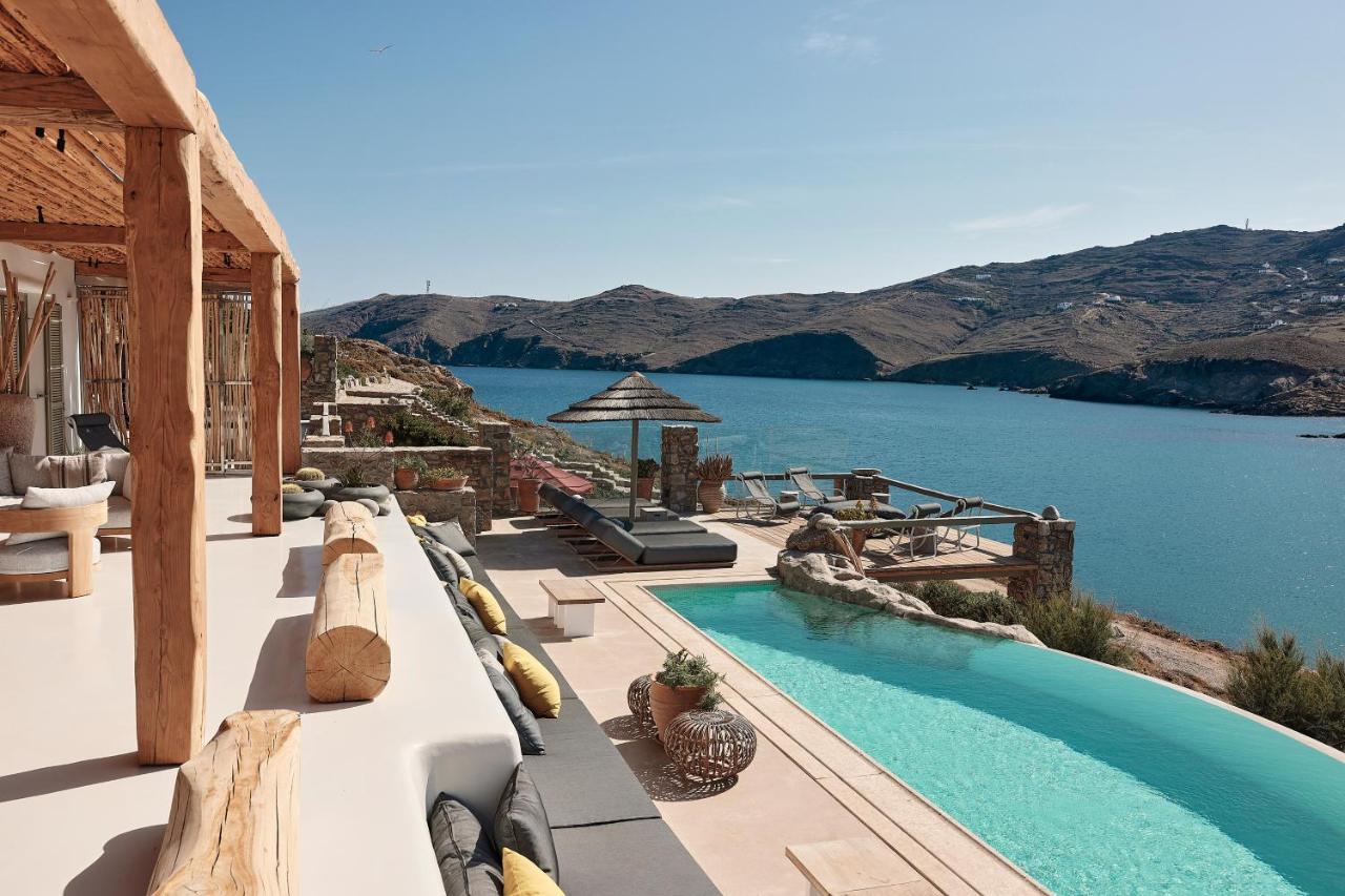 Barbarossa - Elegant Beachfront Retreat With Heated Pool & Outdoor Gym *