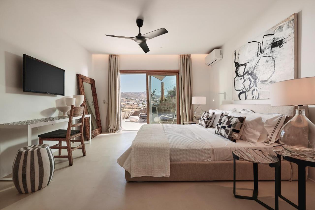 Villa Barbarossa - Elegant Beachfront Retreat With Heated Pool & Outdoor Gym