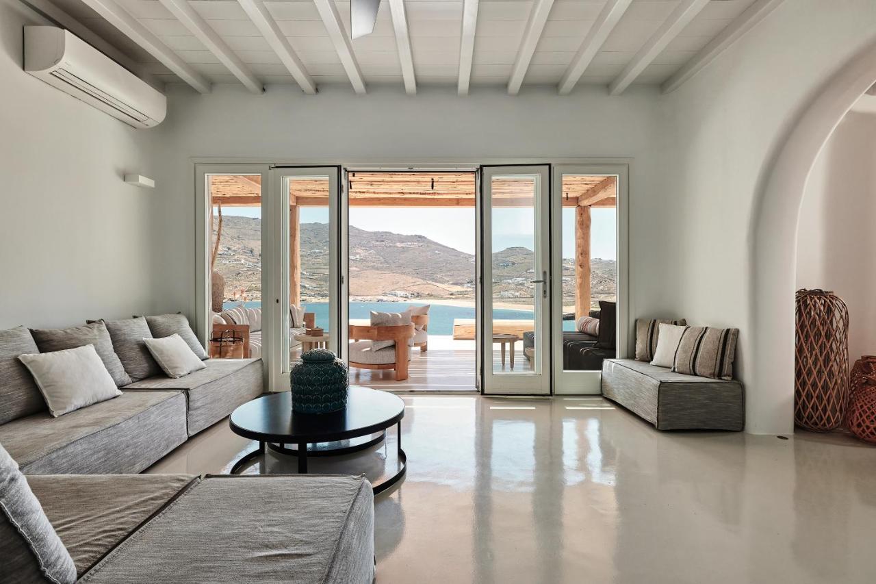 Barbarossa - Elegant Beachfront Retreat With Heated Pool & Outdoor Gym Ftelia (Mykonos)