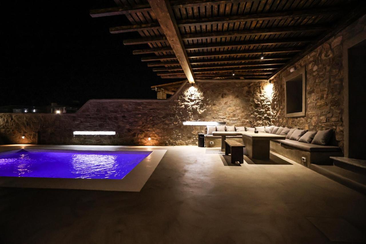 Villa The George With Private Pool, Close To - Chora *