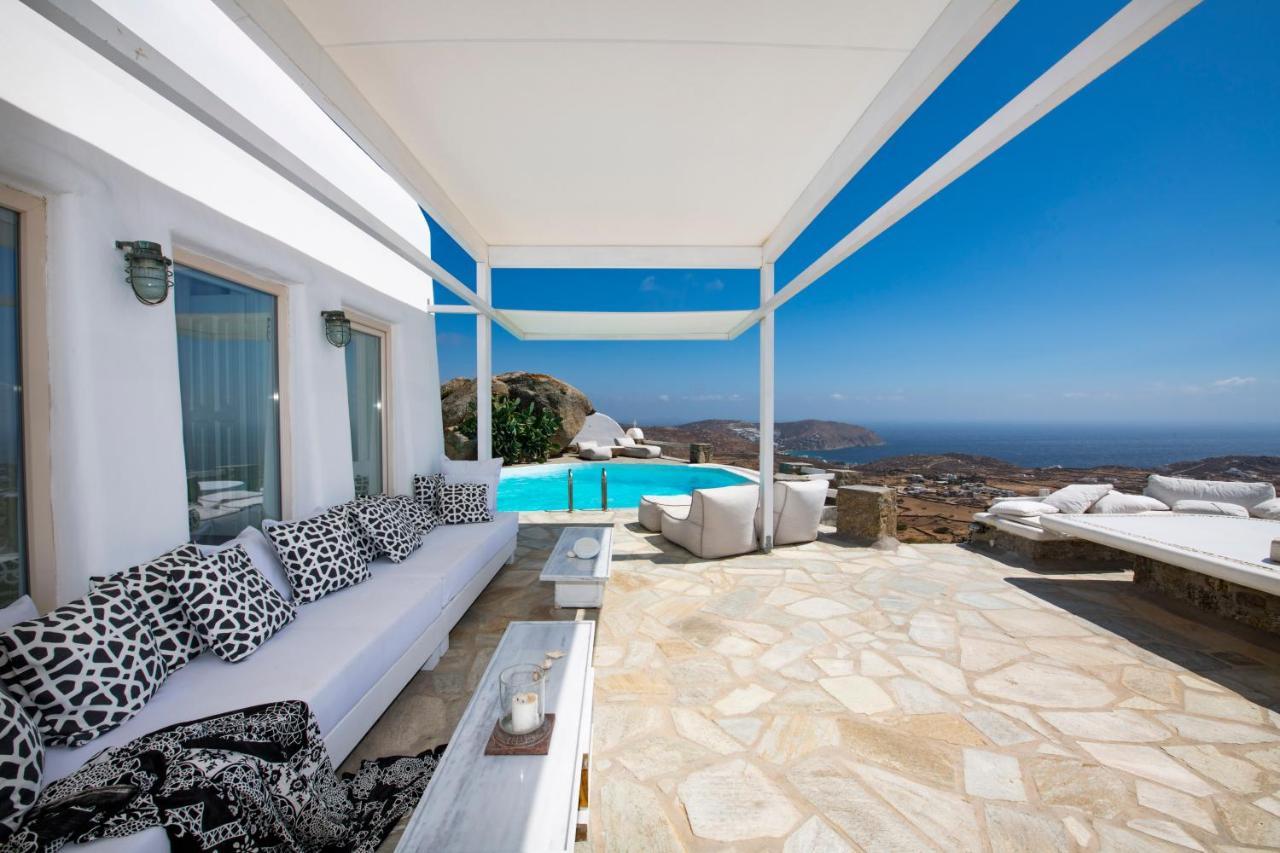 Mykonos Teatro And * Plintri