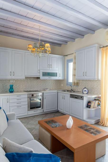 'nepheli' Mykonean Holiday home *