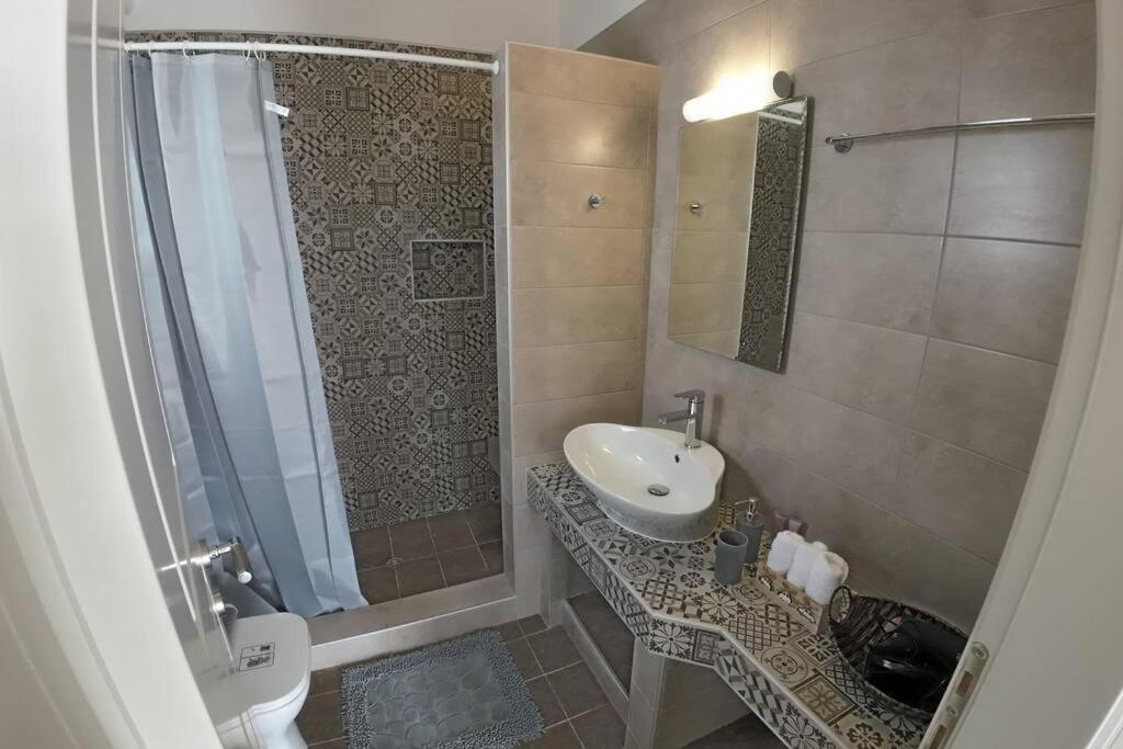 1path Pelican Mykonos Super Paradise House Holiday home *