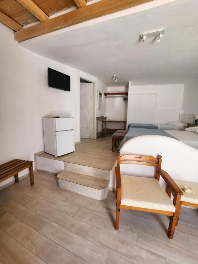 Guest house Mykonian *