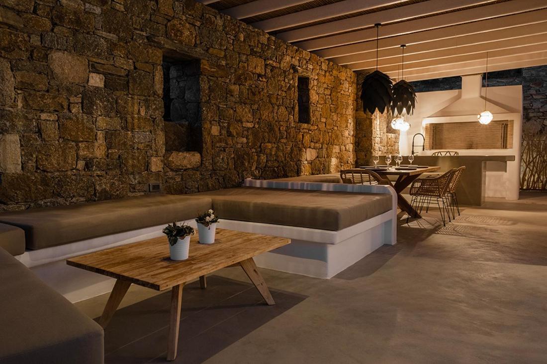 Oggi * Mykonos Town
