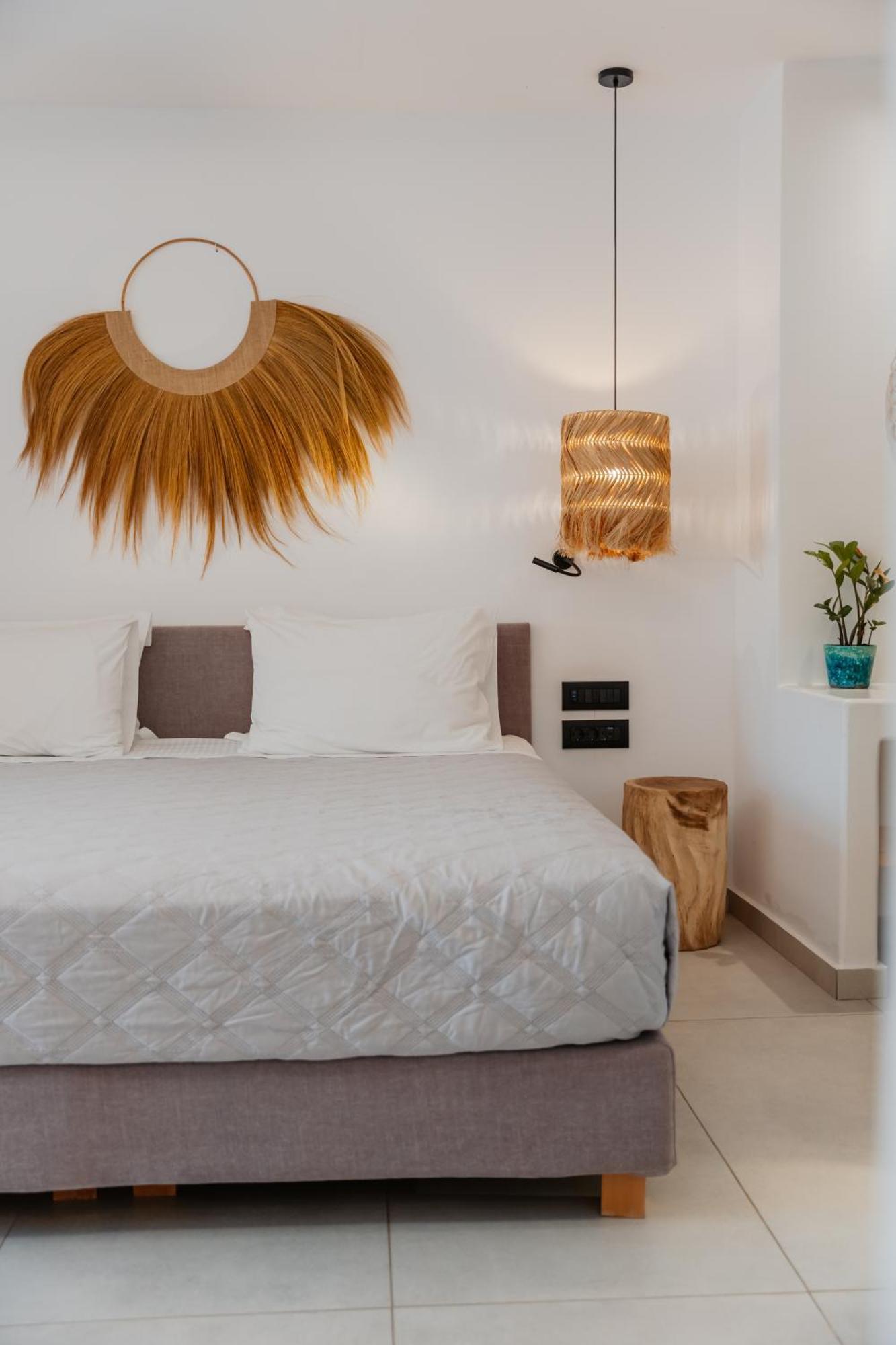 Hotel Oliving Mykonos Luxury 4*