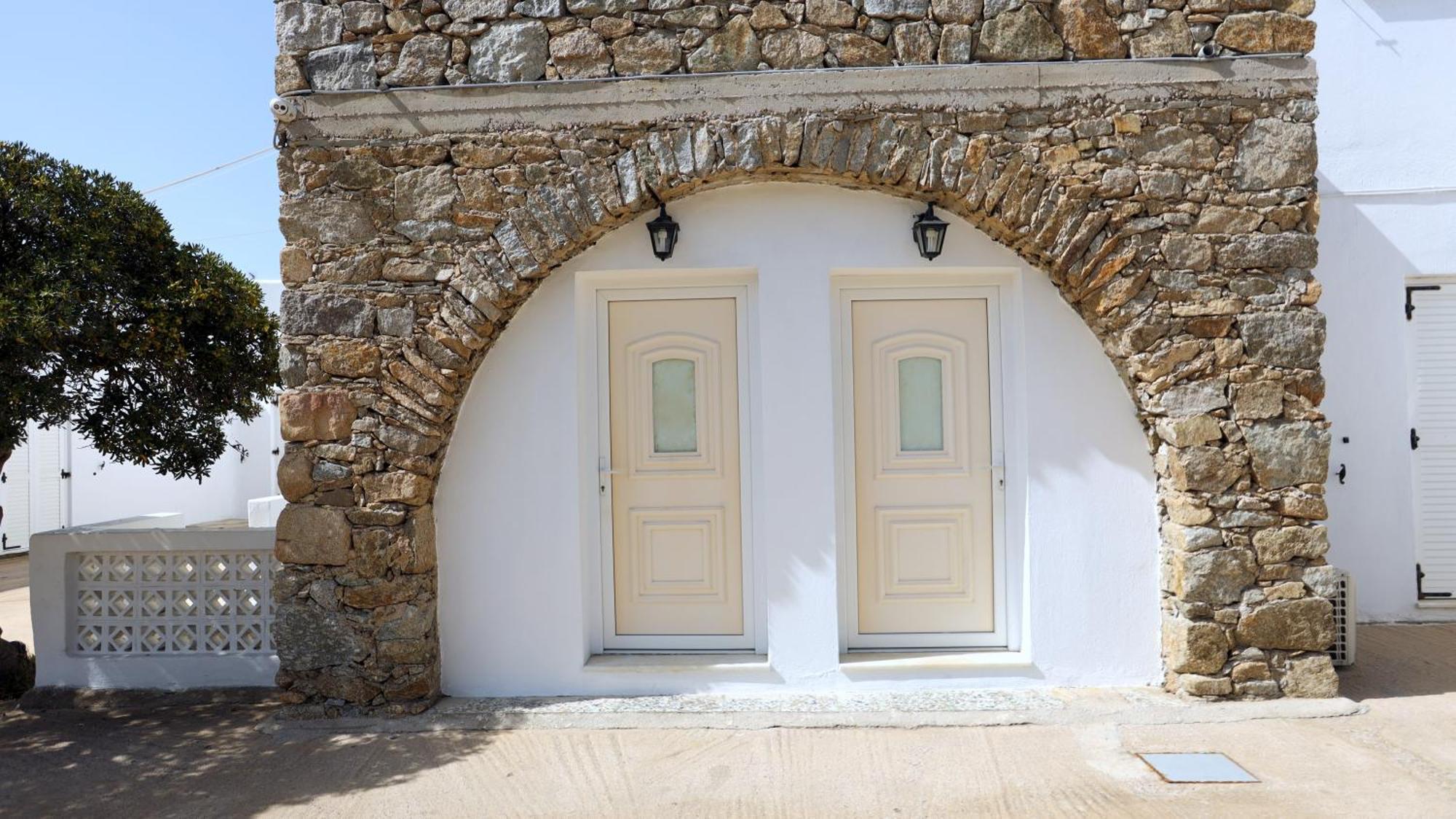 Peter Ornos (Mykonos)