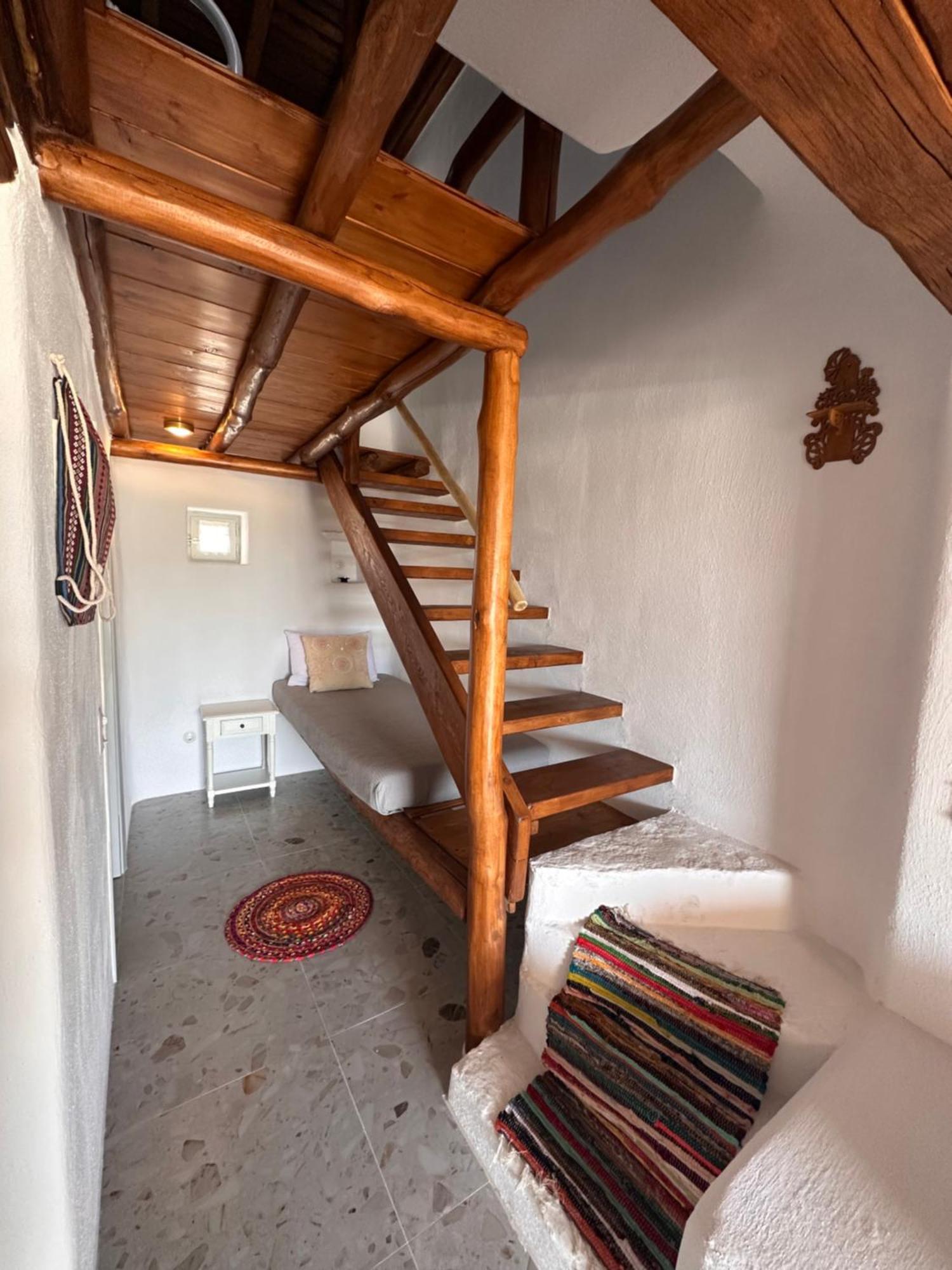 Rizes Mykonos - Folklore Farmstead Bauernhof Mykonos Town