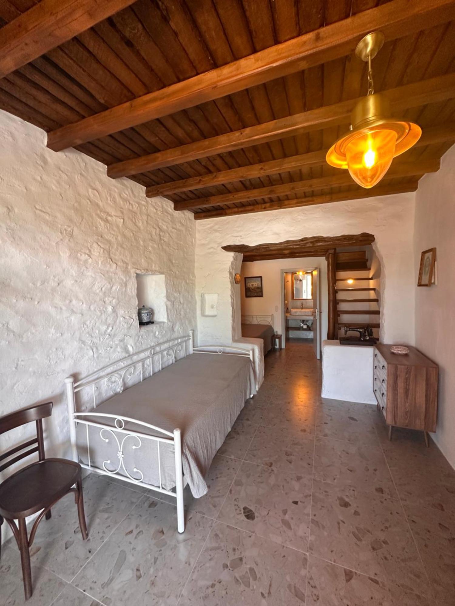 Bauernhof Rizes Mykonos - Folklore Farmstead *