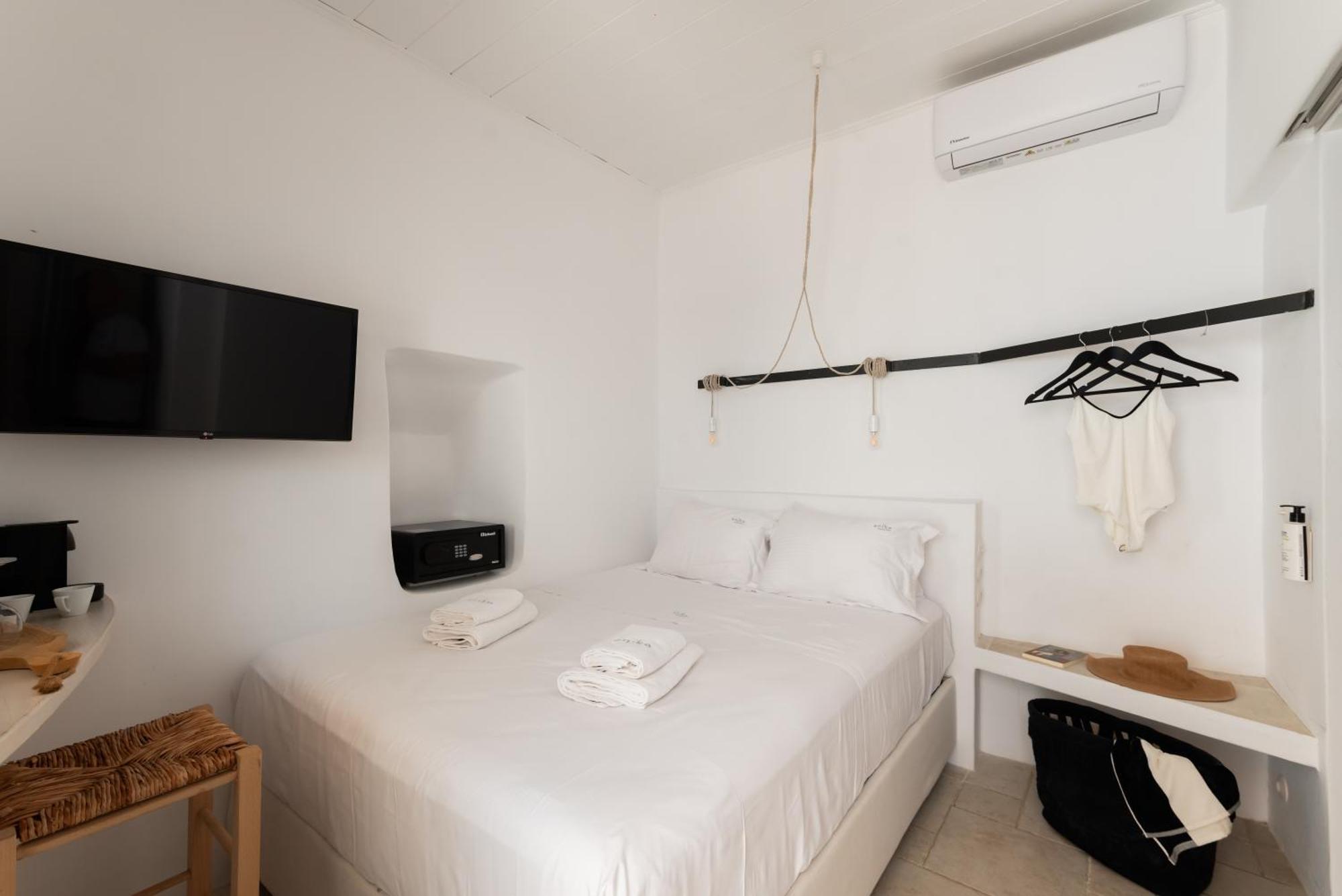 Aniko White Alley Aparthotel Mykonos Town