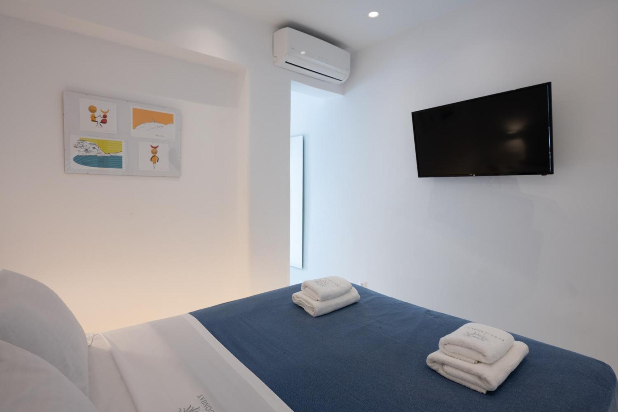Hyades - Downtown Suites,