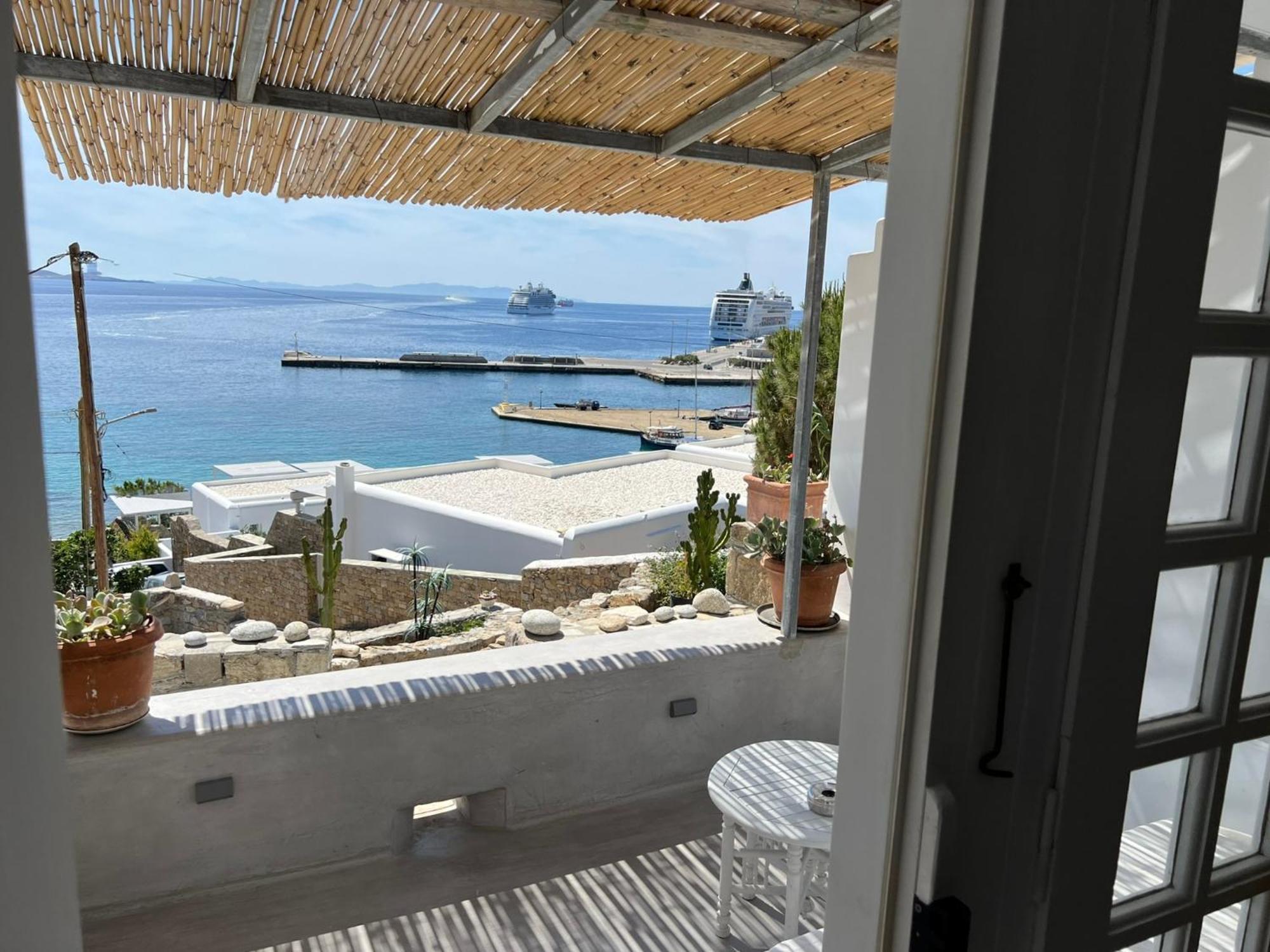 Mykonos Nests - Sea View Escape Apartment Tourlos