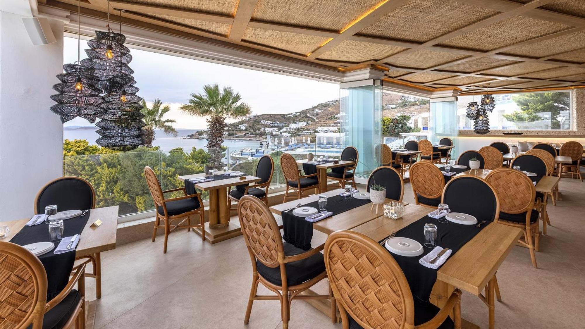 Resort Saint John & 5*