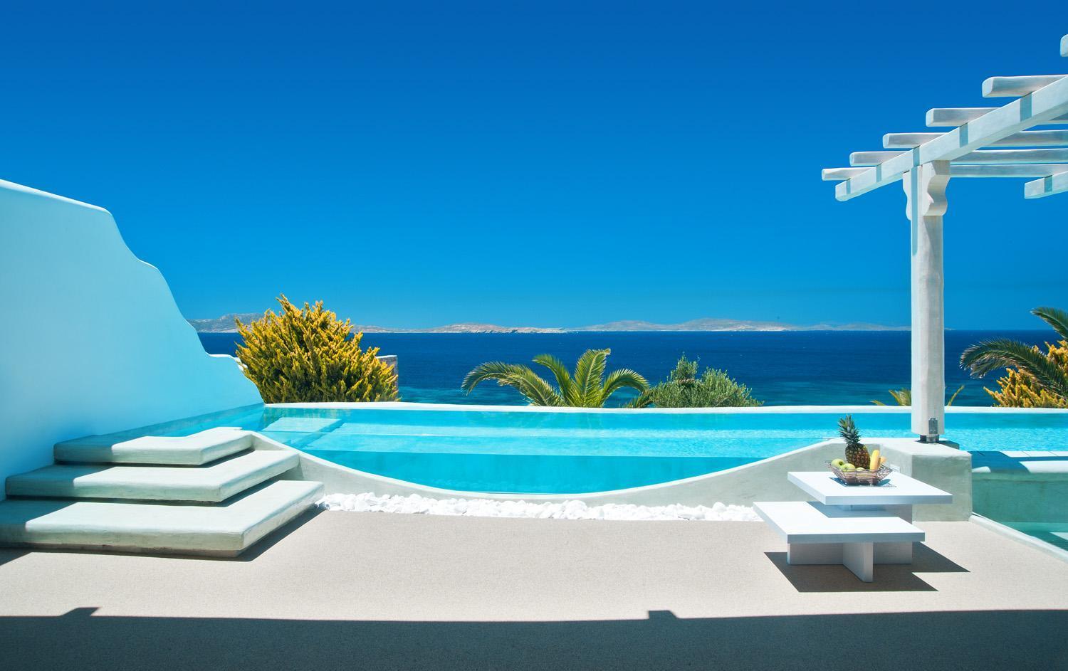 Resort Saint John & 5*