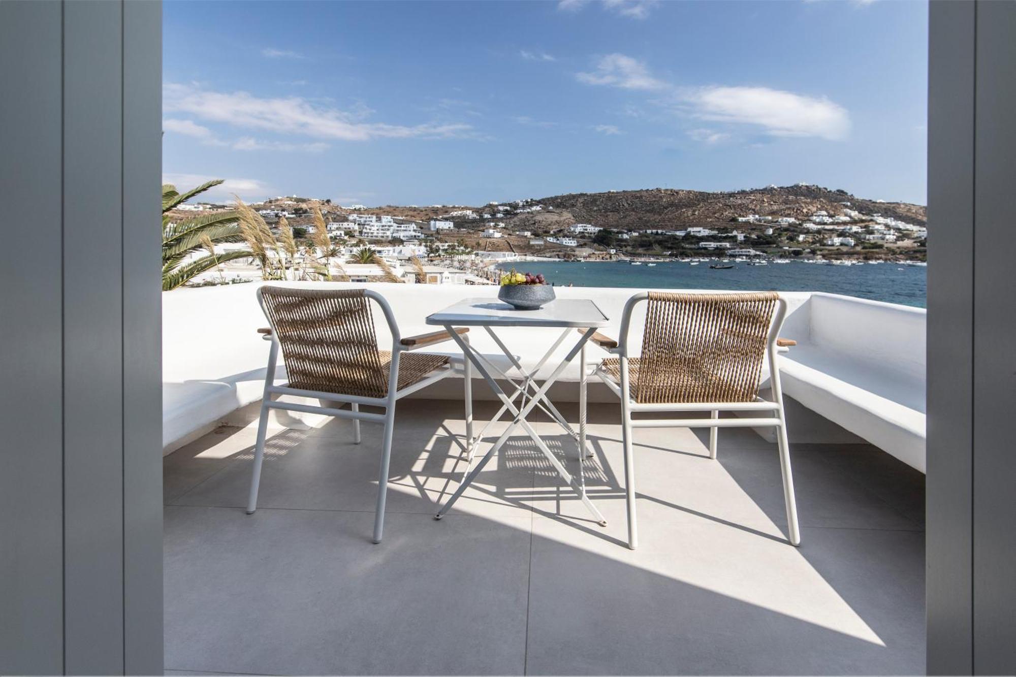 Adorno And Hotel Ornos (Mykonos)