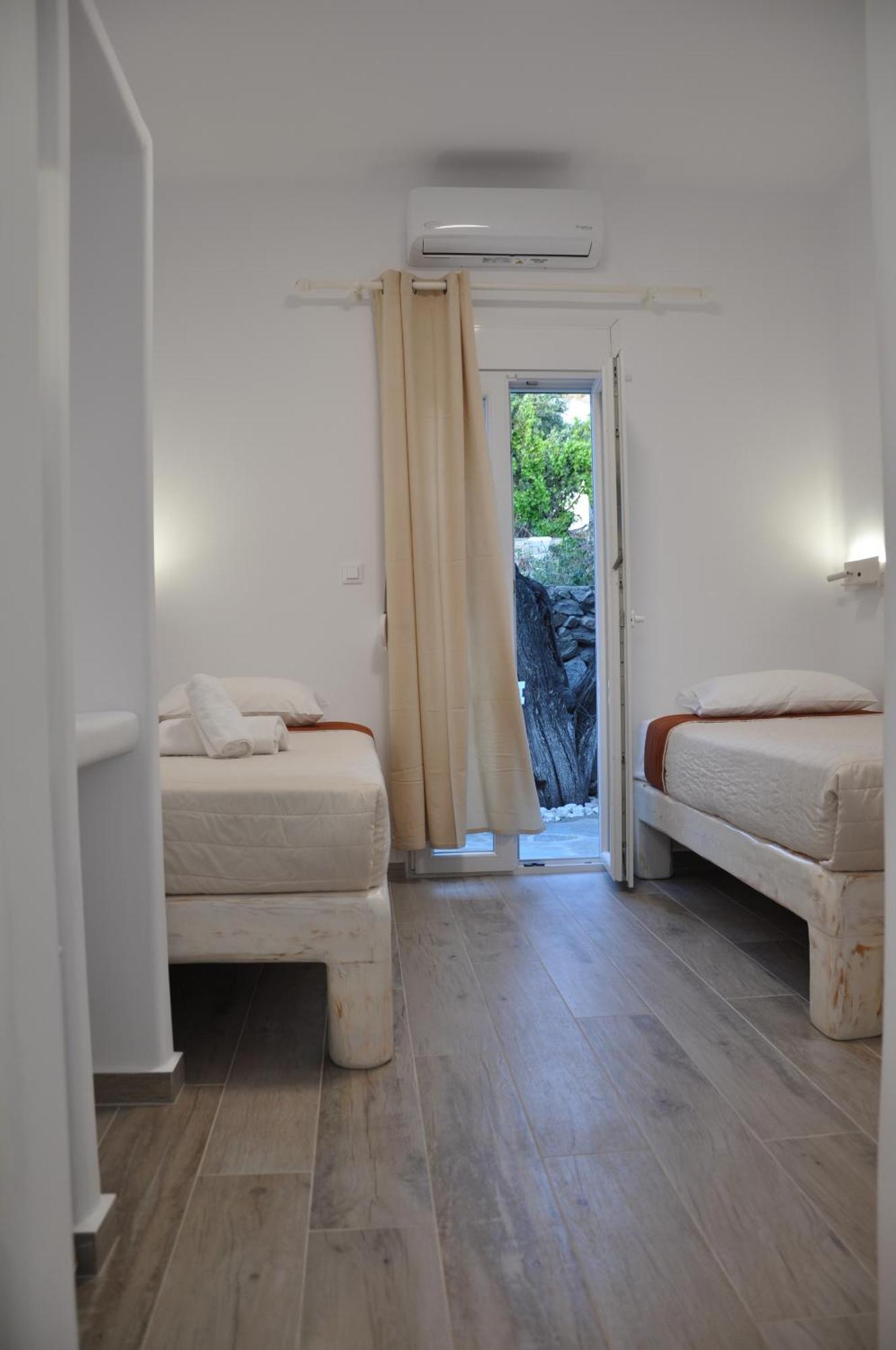 Alexandra Mykonos Port Hotel *