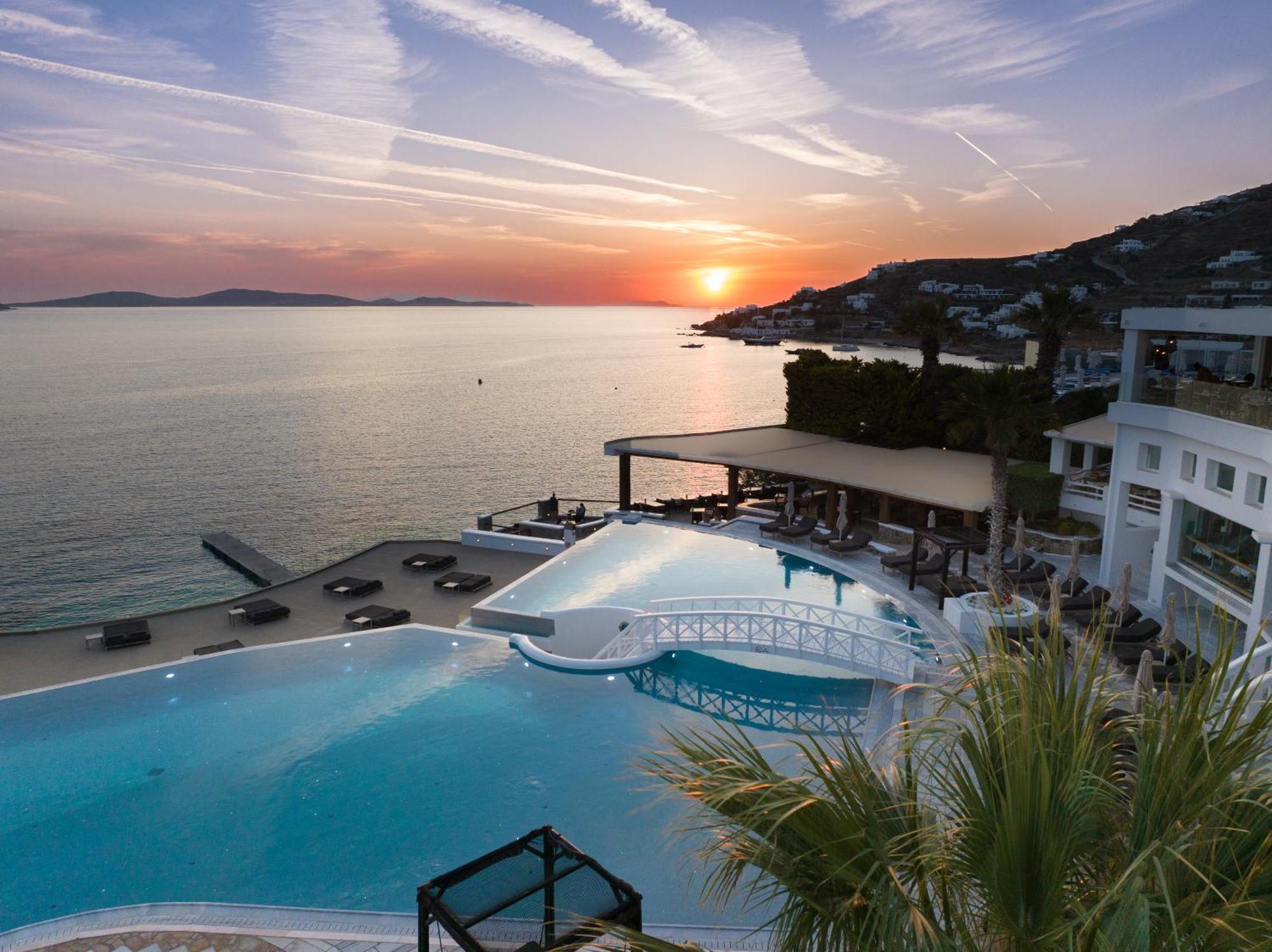Resort Saint John &