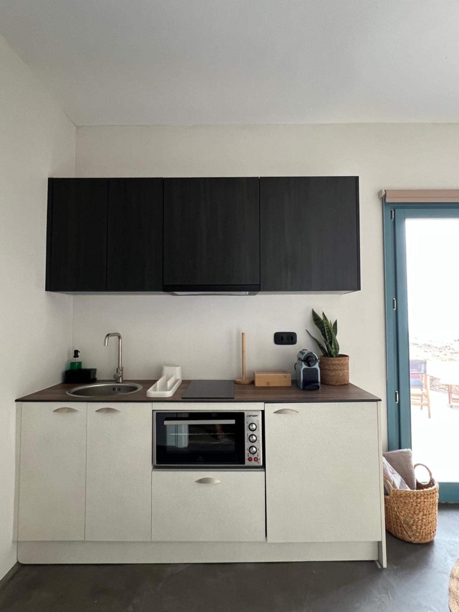 Apartment Thronos