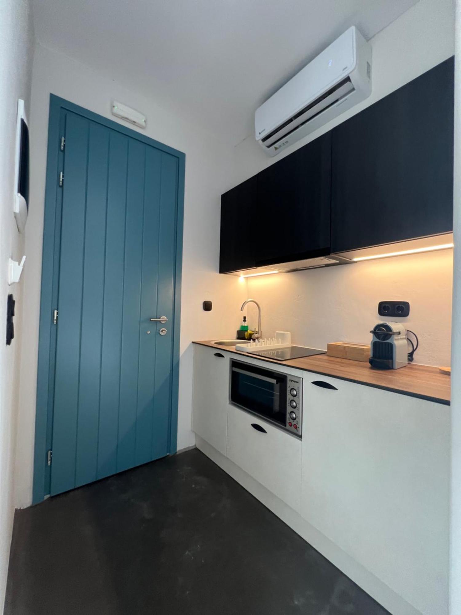 Apartment Thronos