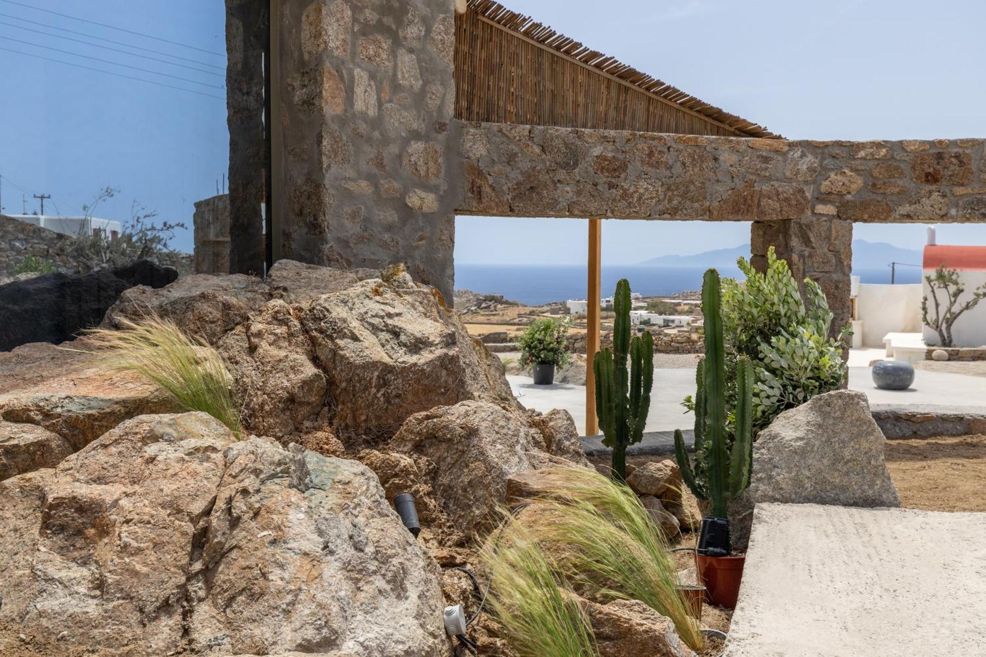 Citadel Natural Stone Villa *