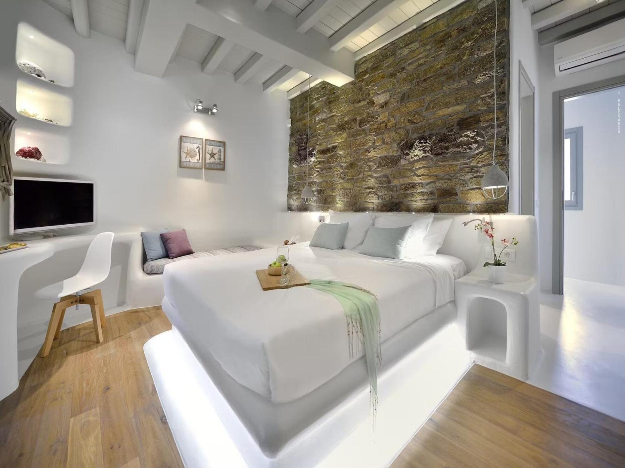 Villa Coastal Retreat With Wellness Ftelia (Mykonos)