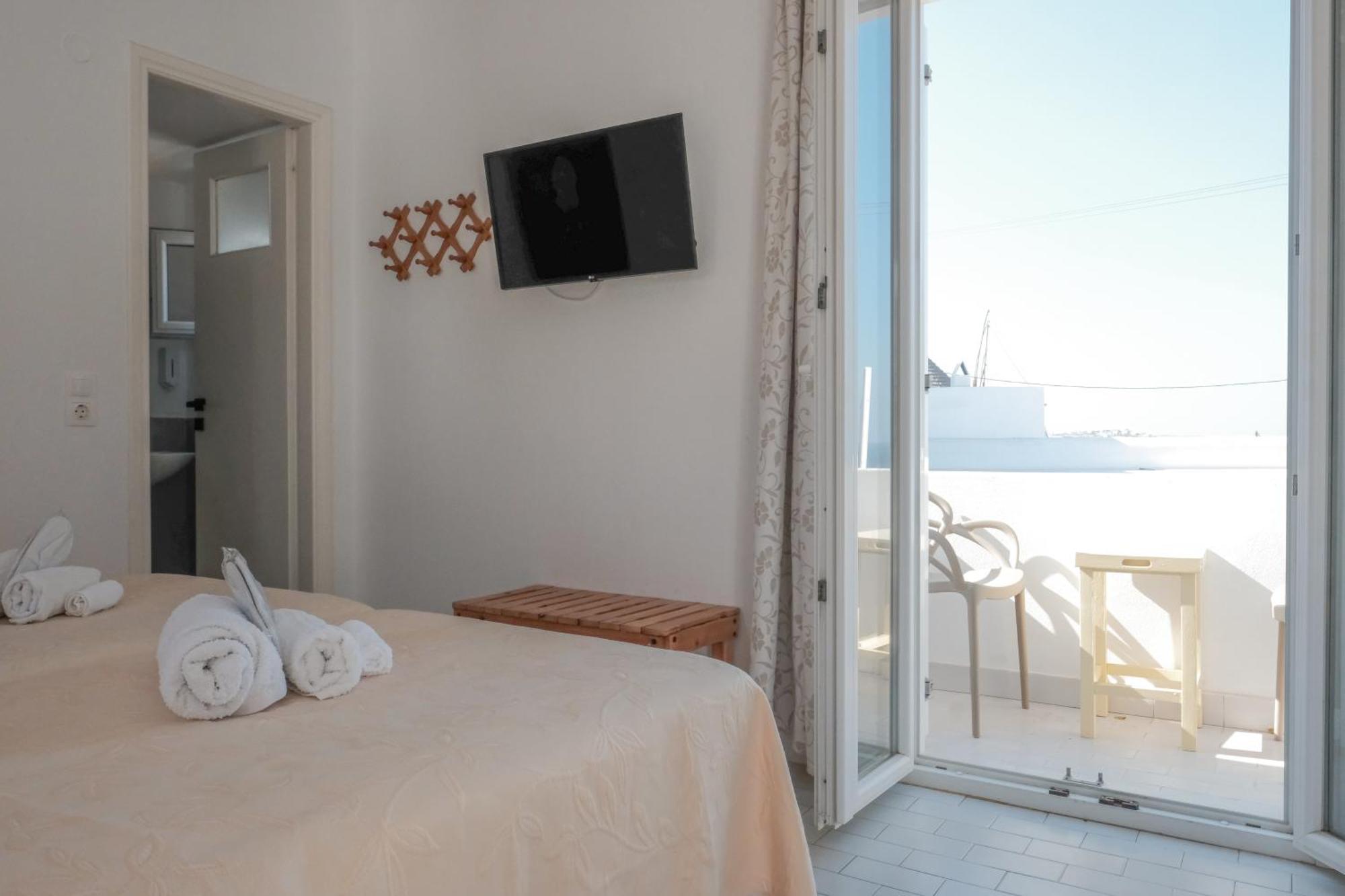 Angela's Guest house 2*