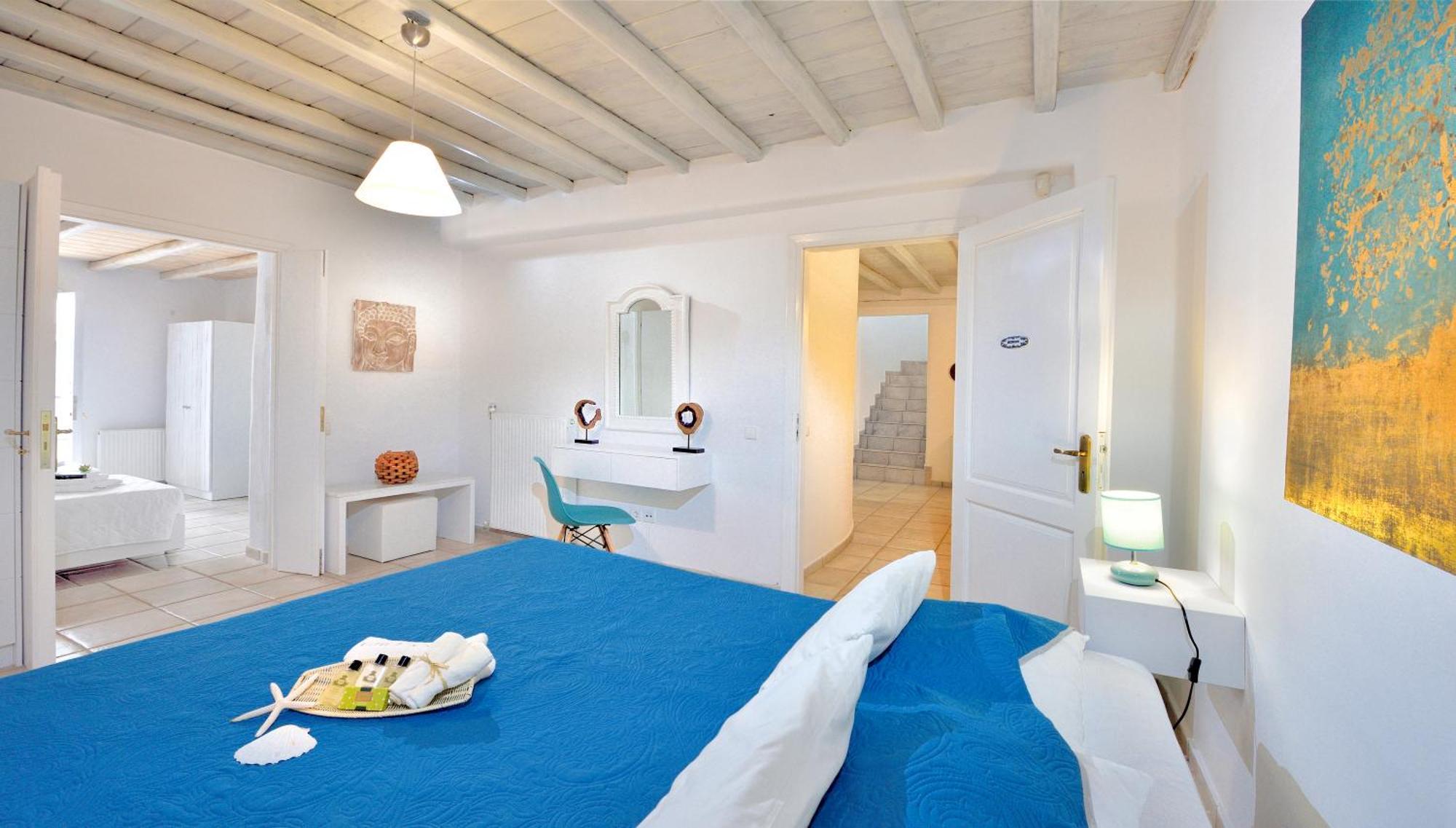 E Villa Mykonos Town