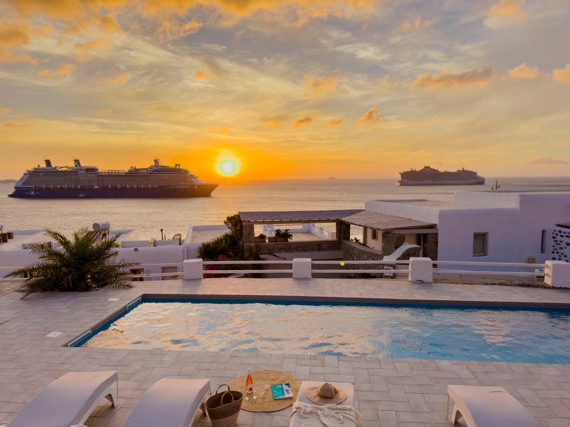 Guest house With-inn Mykonos Tourlos