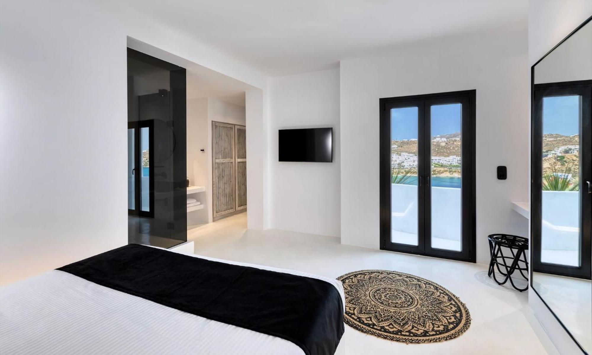 Dazzling Mykonos Lvellie 6 Bedrooms Unique Aegean Sea Views Private Infinity Pool Two Private Jacuzzis Psarou Villa Psarou (Mykonos)