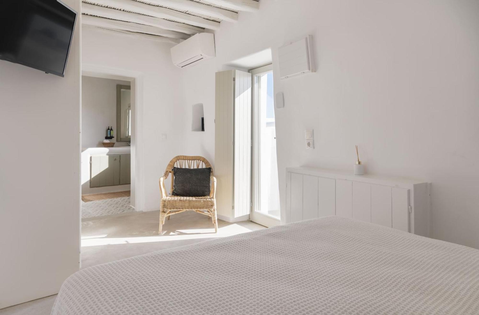Thalia - 4 Bdrm - In 200m - Mg