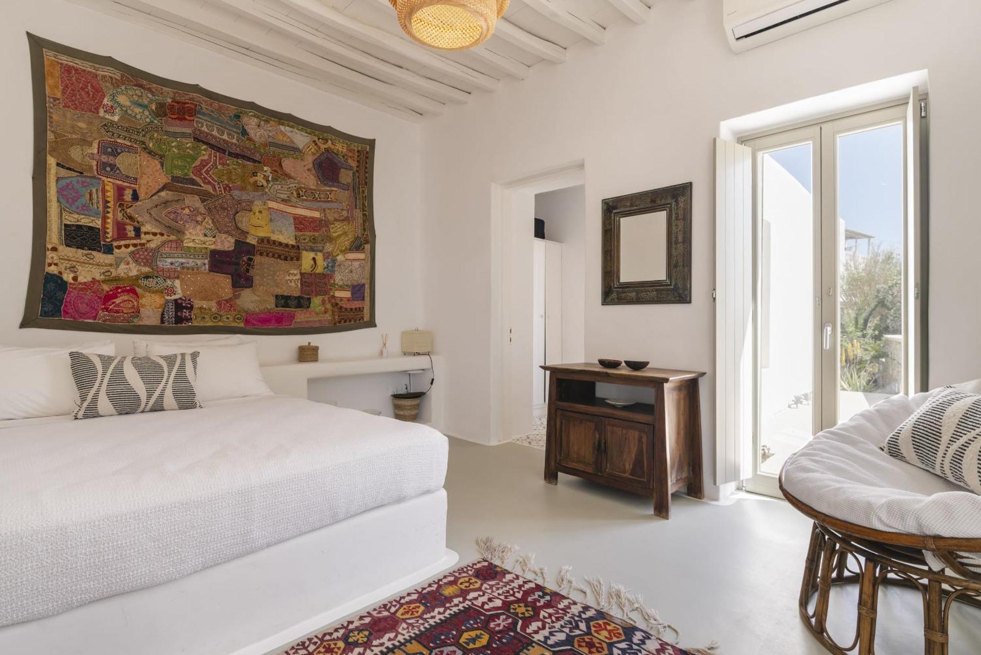 Thalia - 4 Bdrm - In 200m - Mg