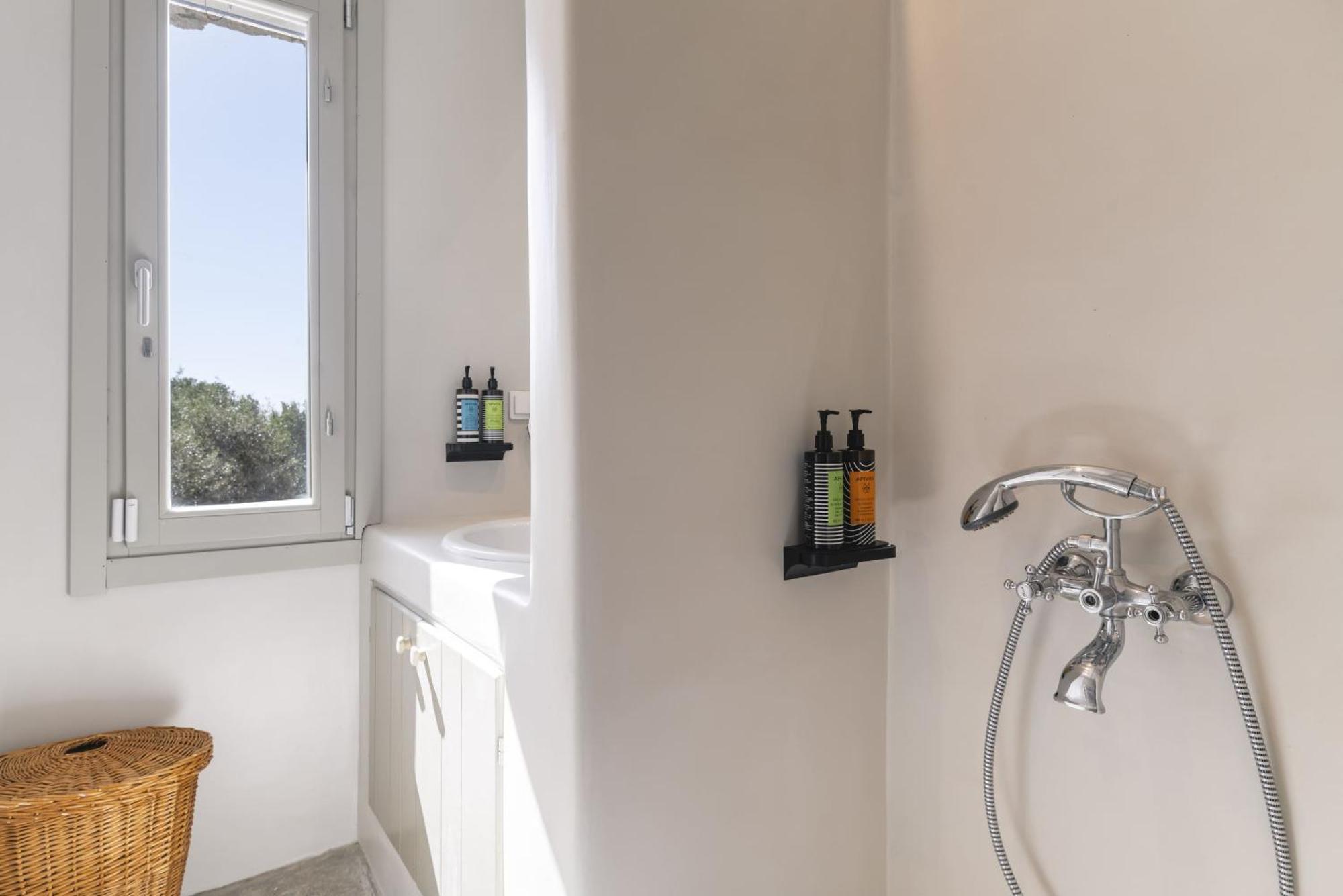 Villa Thalia - 4 Bdrm - In 200m - Mg Mykonos Town