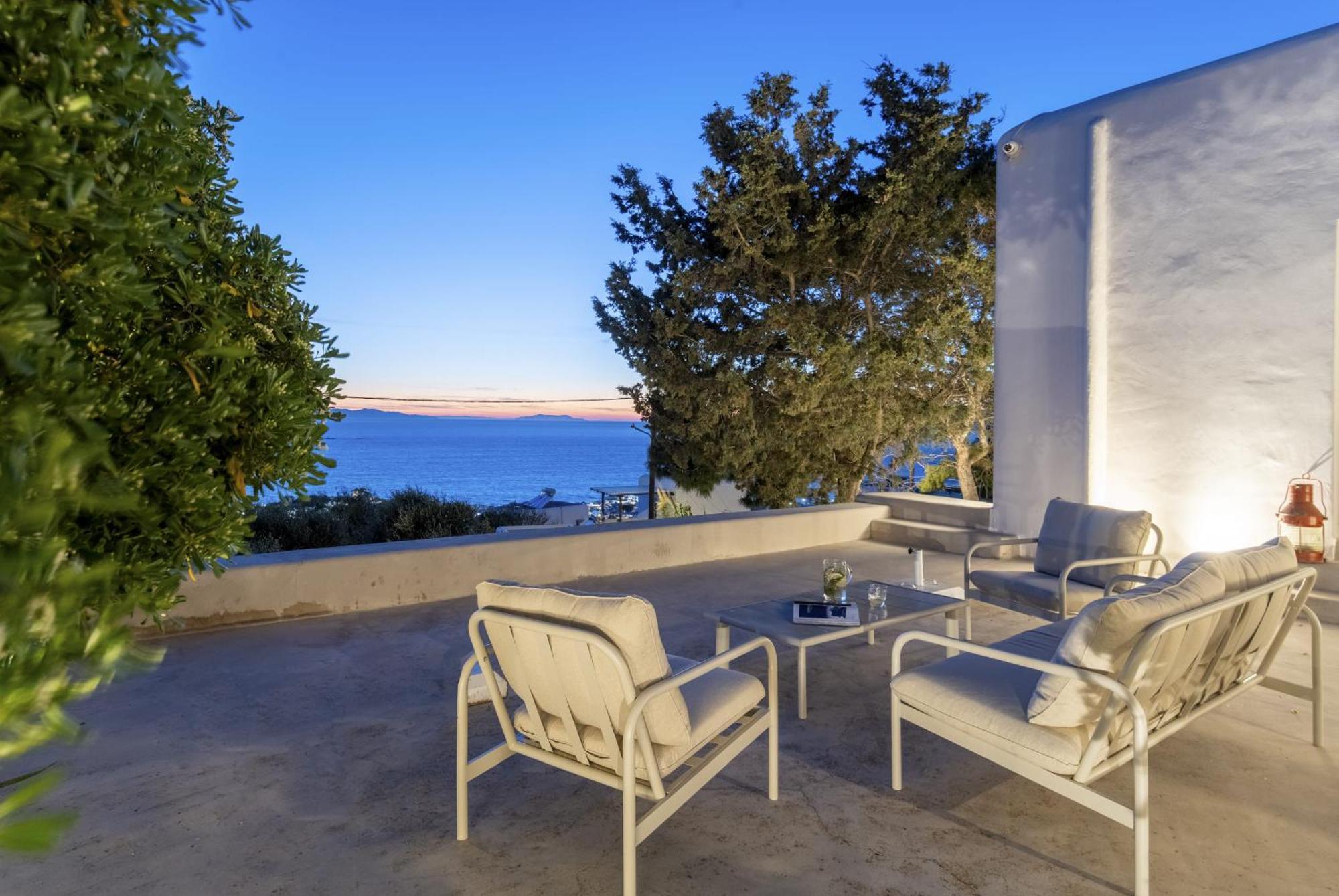 Thalia - 4 Bdrm - In 200m - Mg *
