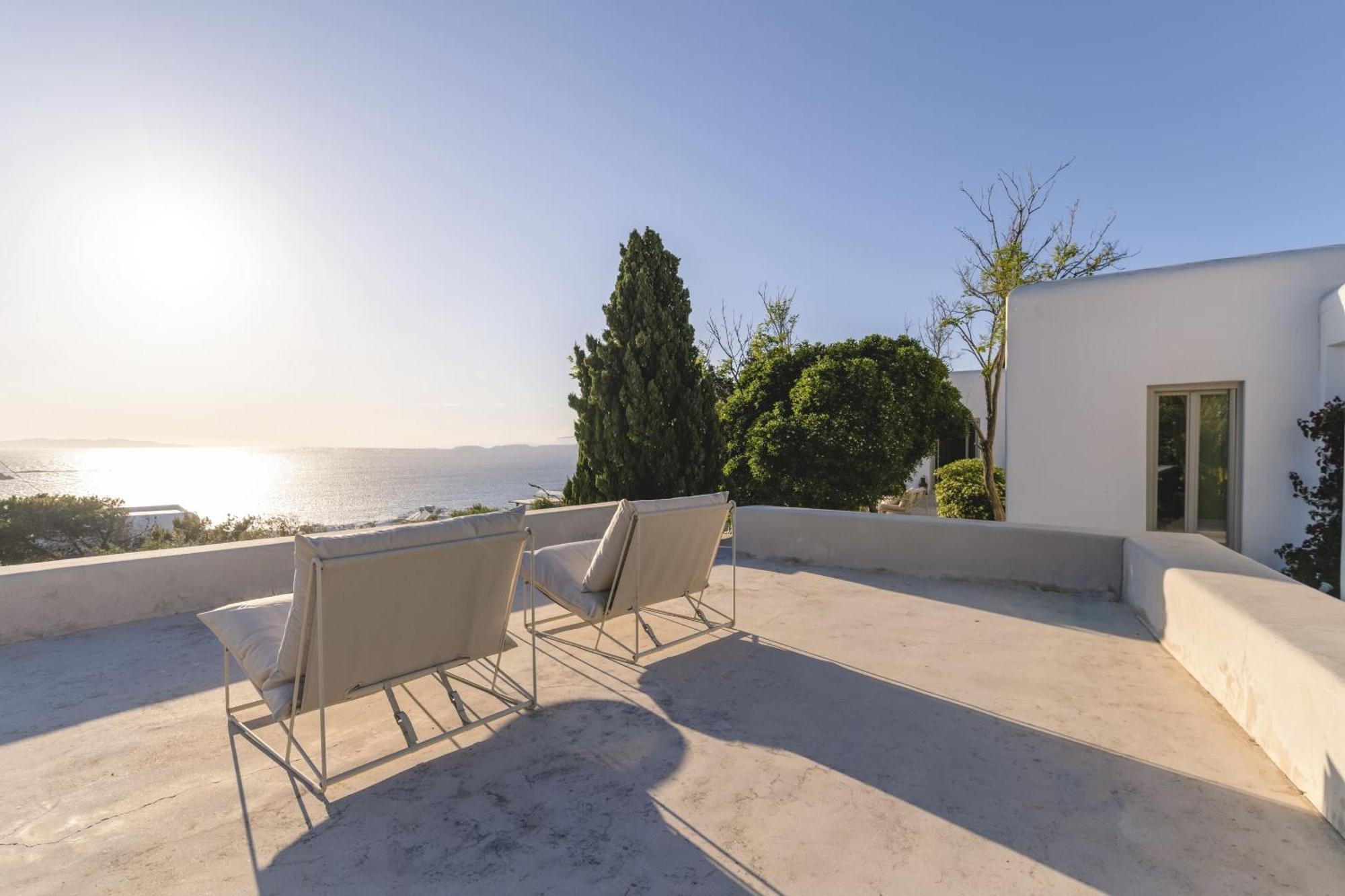 Thalia - 4 Bdrm - In 200m - Mg Villa *