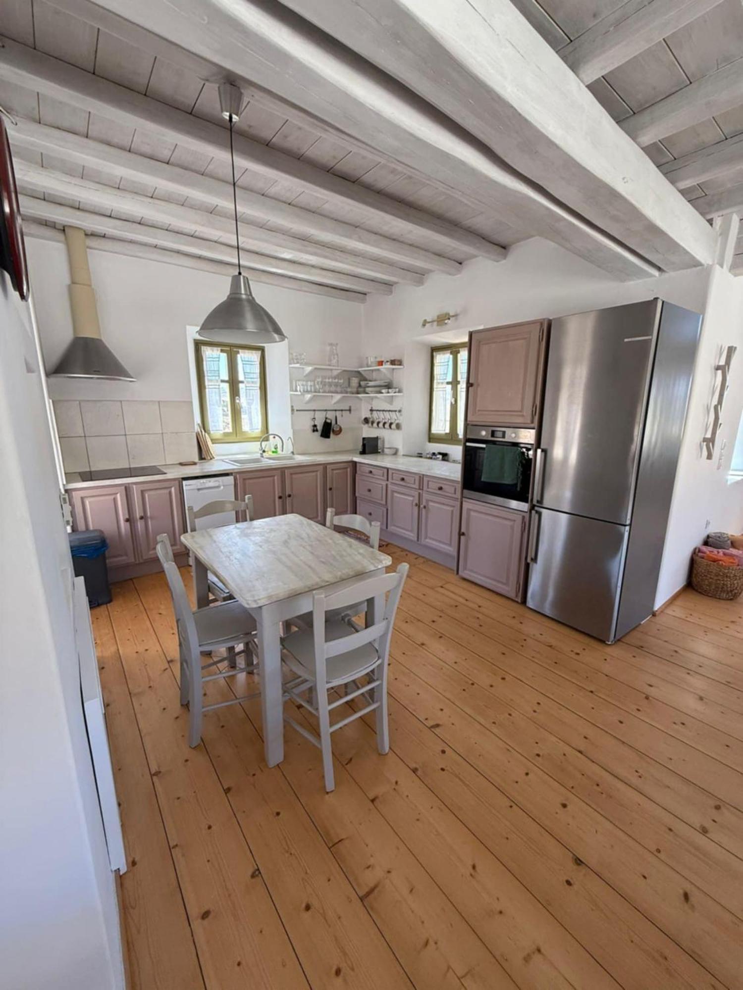 Aviola Mykonos Villa