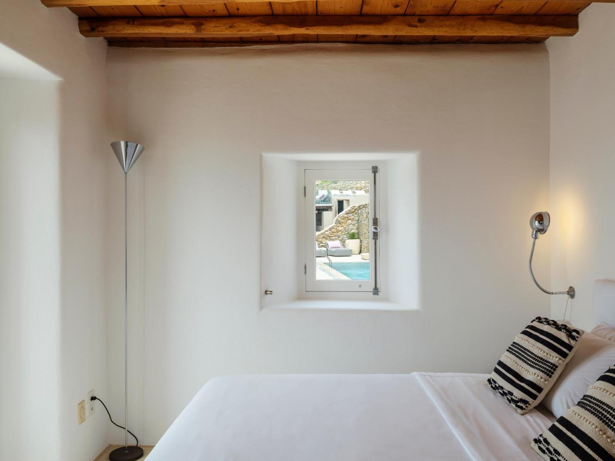 Levi's By Ethos Hospitality - Tennis Court * Panormos (Mykonos)